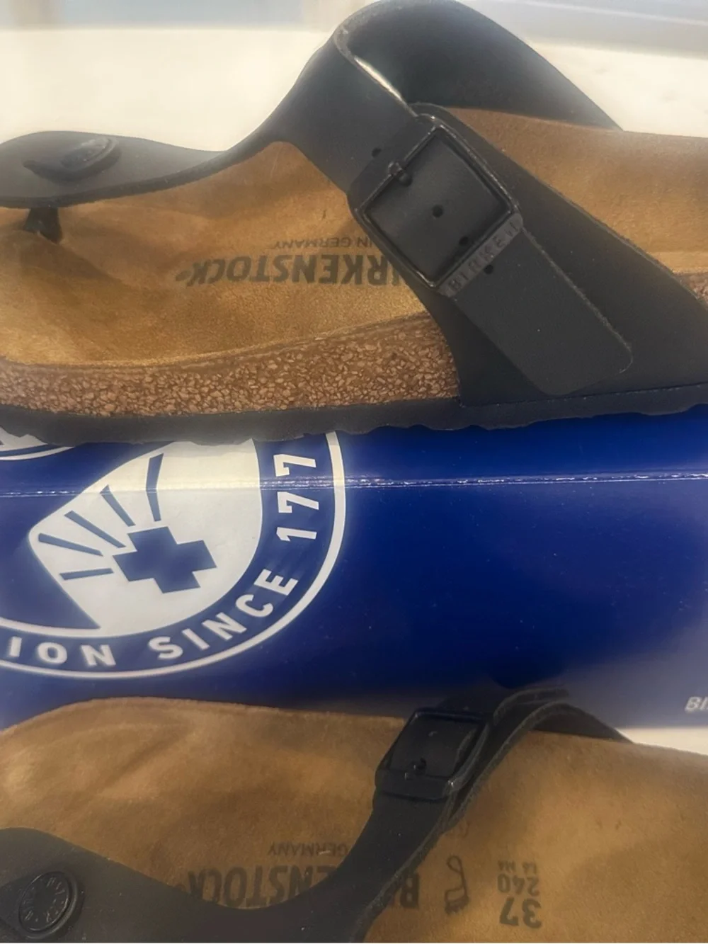 Birkenstock Black Gizeh Thong Sandals - Picture 2 of 4